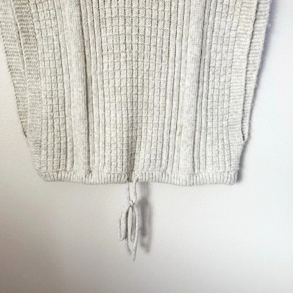 UNIVERSAL THREAD | Gray Knit Sweater Vest OS One Size Sleeveless Drawstring Tie - Picture 5 of 9